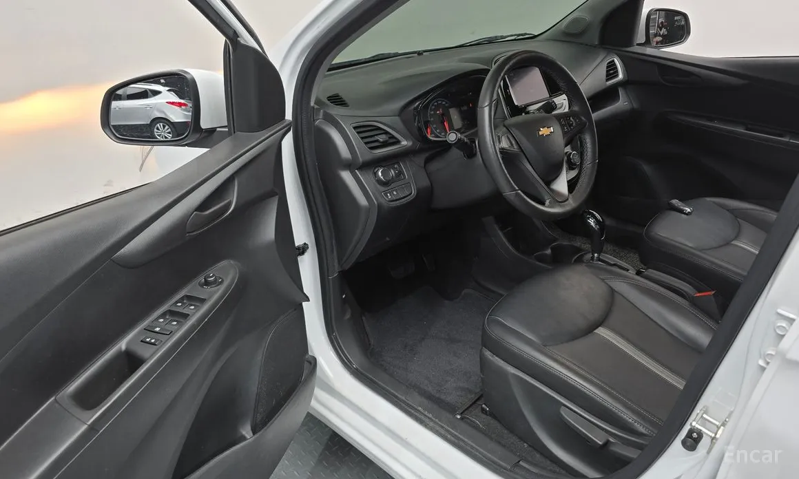 Chevrolet Spark, 2022 — фото 10 из 12