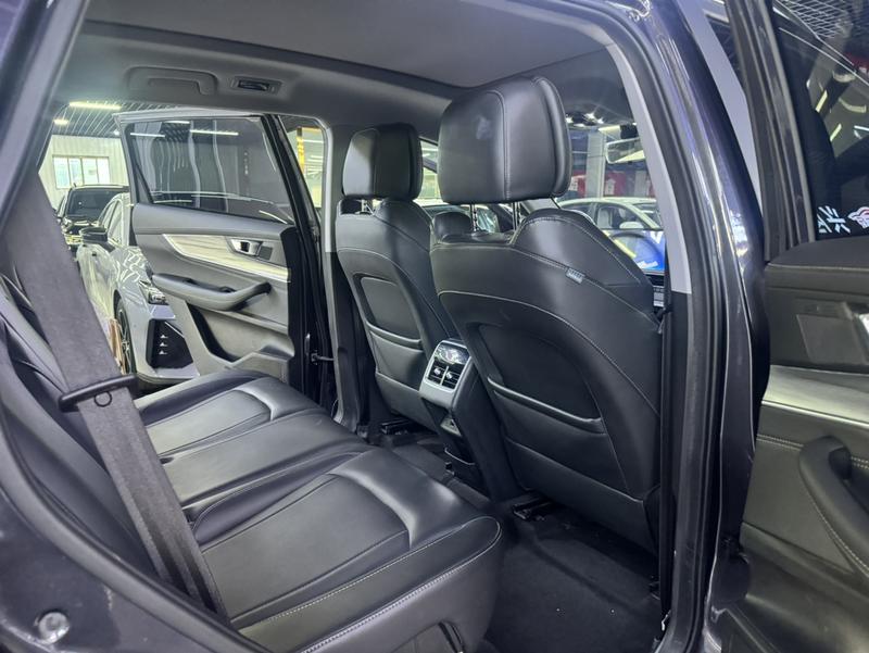 Chery Tiggo 8 Plus, 2022 — фото 11 из 12