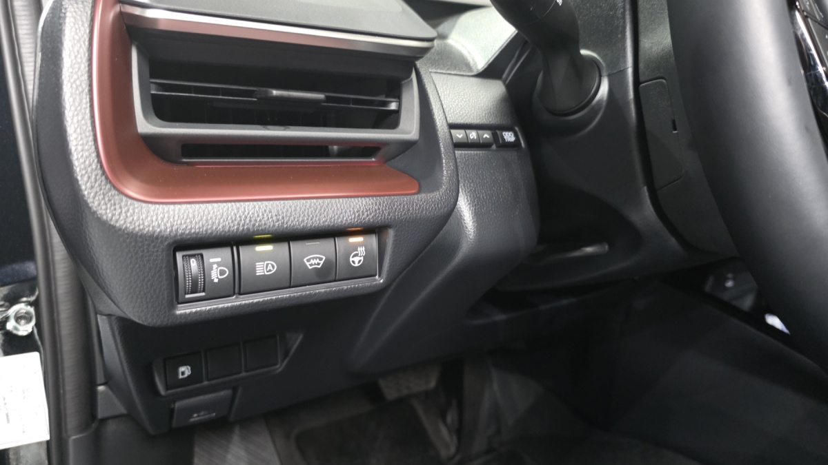 Toyota Prius, 2025 — фото 10 из 12