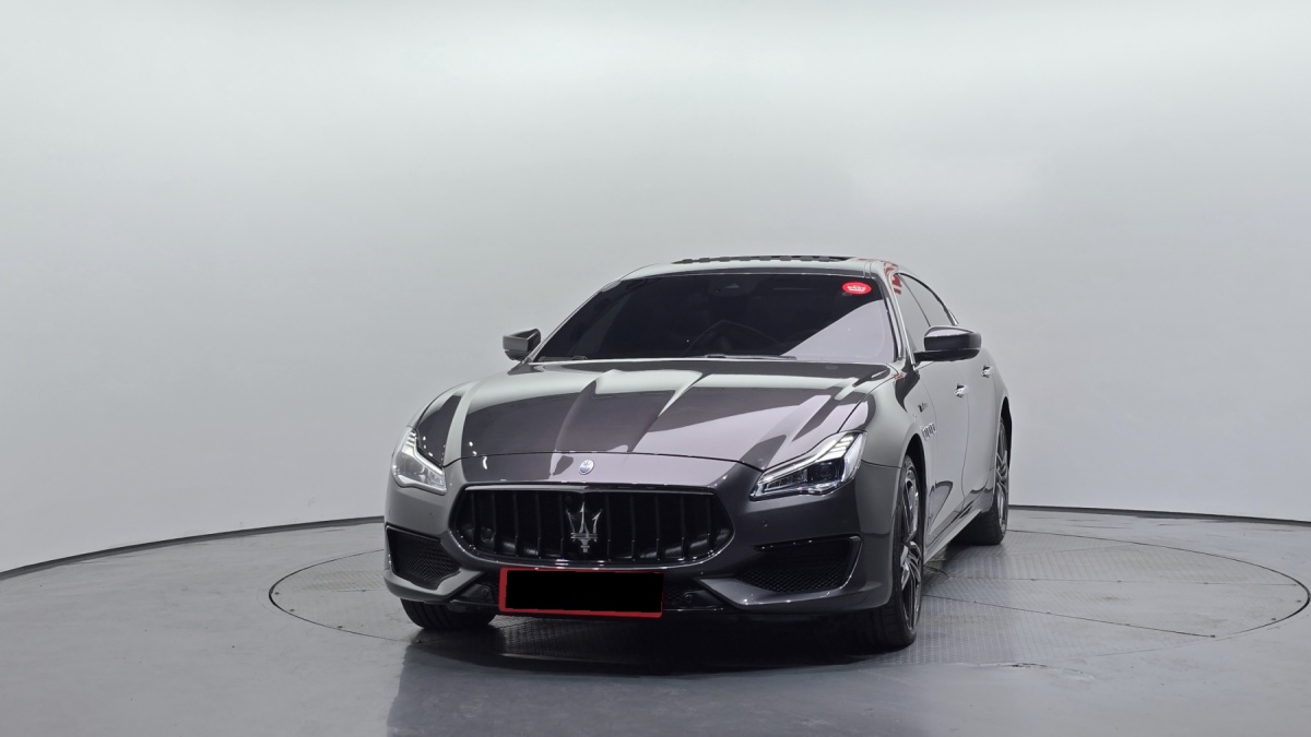 Maserati Quattroporte, 2022 — фото 3 из 12