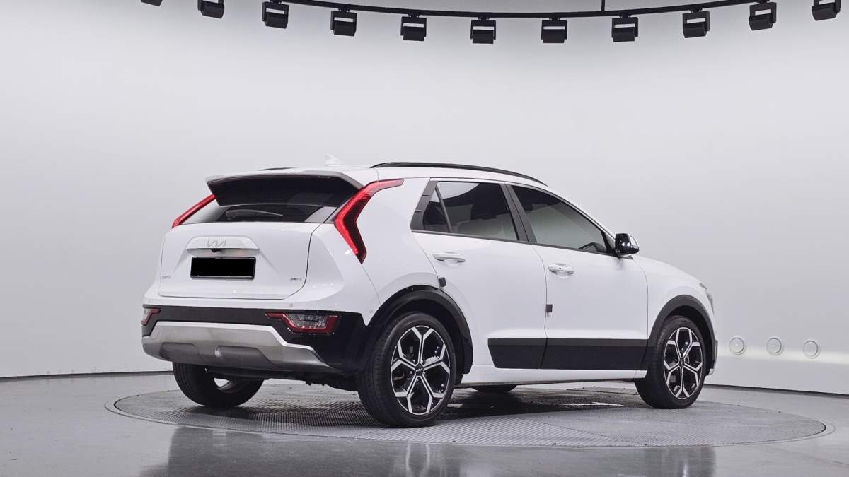 Kia Niro, 2022 — фото 2 из 12