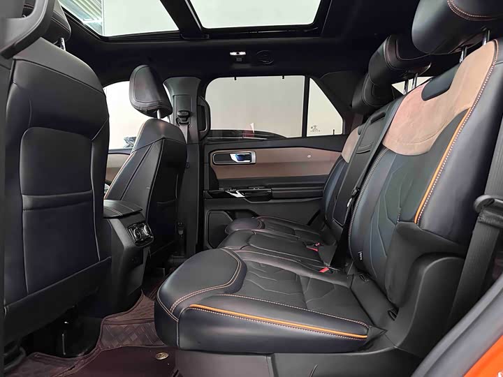 Ford Explorer, 2024 — фото 8 из 9