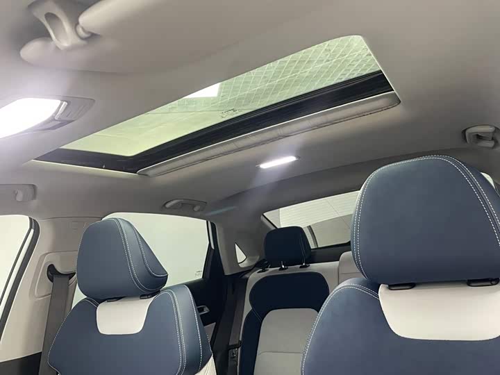 Geely Emgrand, 2022 — фото 9 из 9