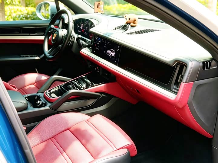Porsche Cayenne, 2023 — фото 6 из 9