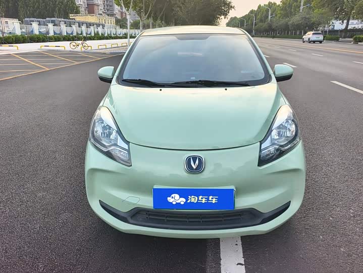 Changan BenBen E-Star, 2022 — фото 2 из 9