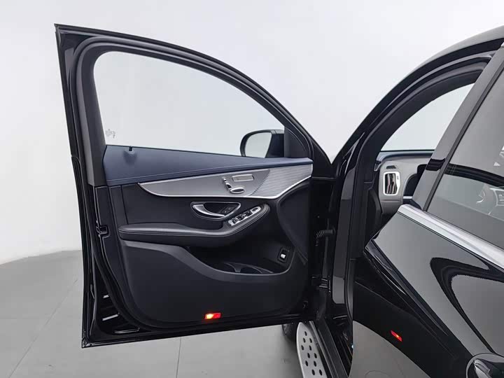 Mercedes-Benz EQC, 2021 — фото 8 из 9