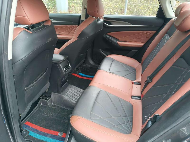 Changan Eado Plus, 2022 — фото 8 из 9