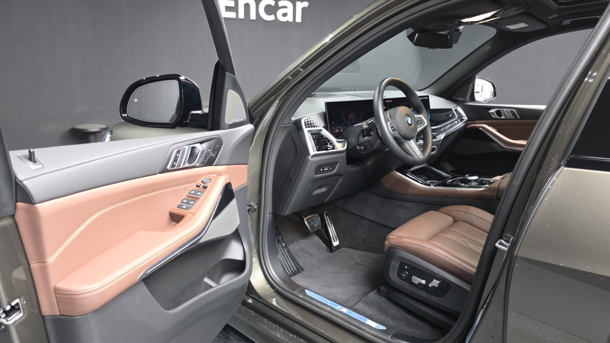 BMW X5, 2025 — фото 9 из 12