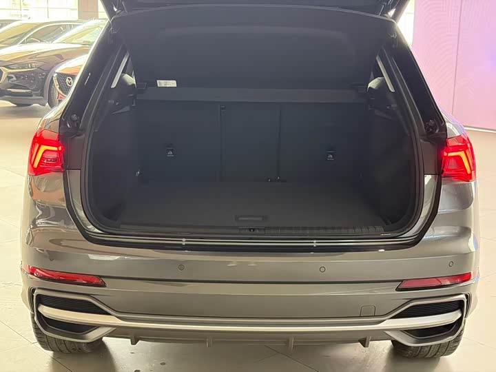 Audi Q3, 2023 — фото 6 из 9