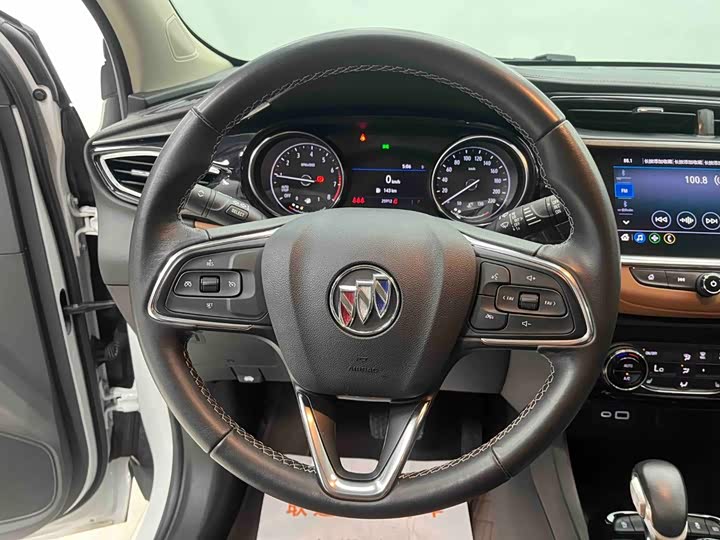 Buick Encore GX, 2022 — фото 3 из 9