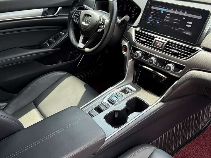 Honda Accord, 2022 — фото 8 из 9