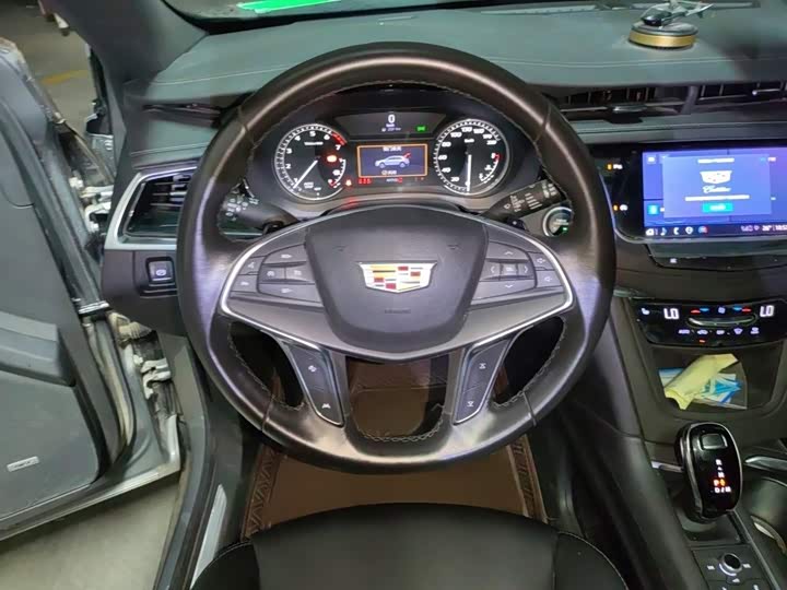 Cadillac XT5, 2022 — фото 3 из 9