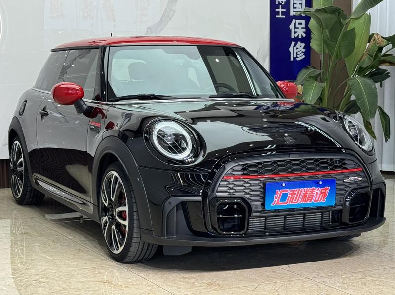 Mini Mini JCW, 2022 — фото 3 из 12