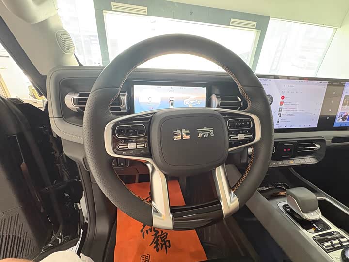 BAIC Beijing BJ40 Hybrid, 2025 — фото 9 из 9