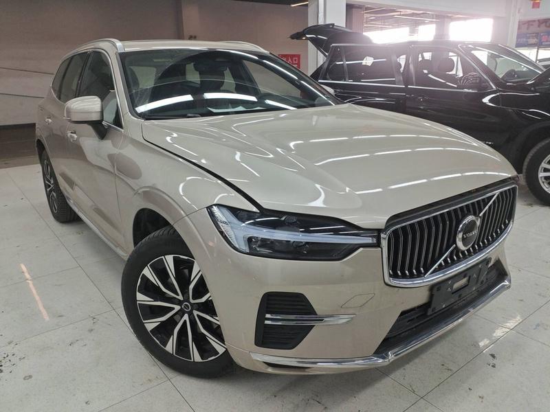 Volvo XC60, 2025 — фото 2 из 9