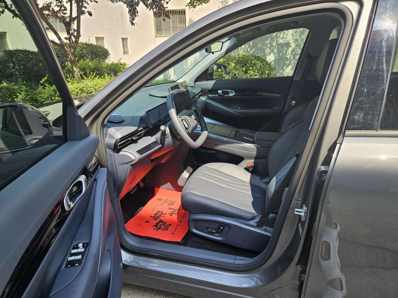 Geely Galaxy E5, 2025 — фото 10 из 12