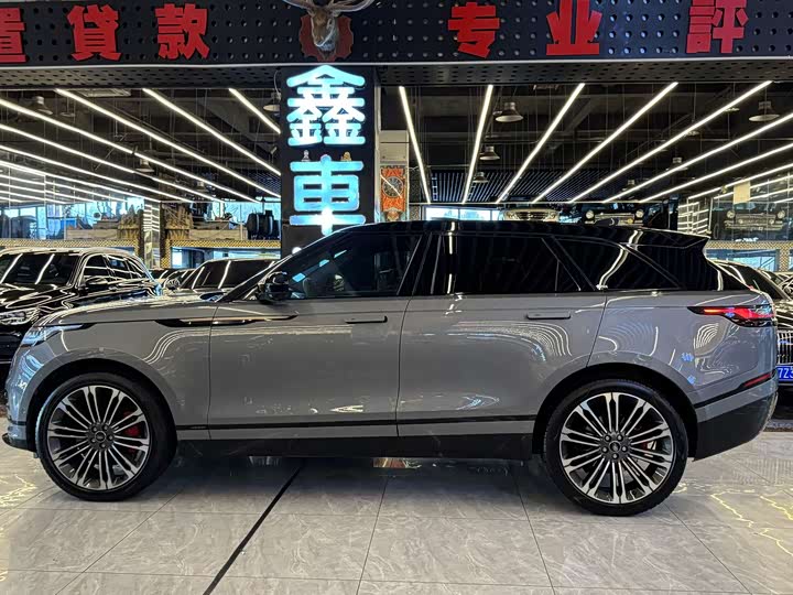 Land Rover Range Rover Velar, 2023 — фото 4 из 9