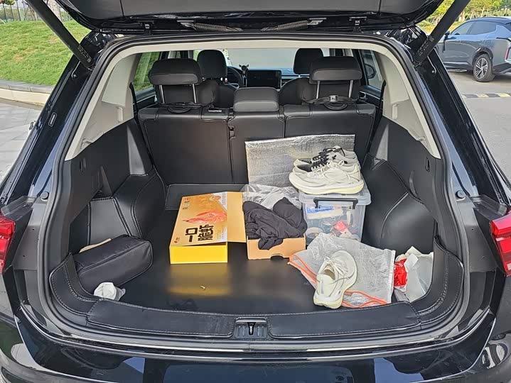 Volkswagen Tiguan L Pro, 2024 — фото 4 из 9