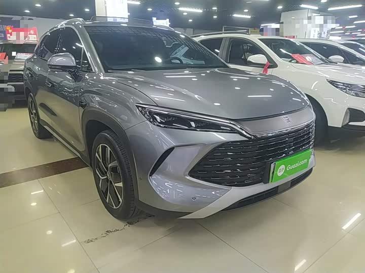 BYD Song L DM-i Hybrid, 2025 — фото 4 из 9