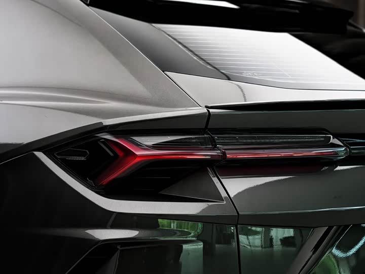 Lamborghini Urus, 2023 — фото 8 из 9