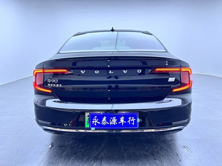 Volvo S90 Hybrid, 2023 — фото 4 из 9