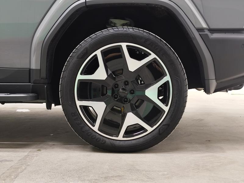 Chery iCar V27, 2026 — фото 11 из 12