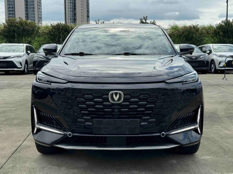 Changan UNI-K Hybrid, 2021 — фото 2 из 12