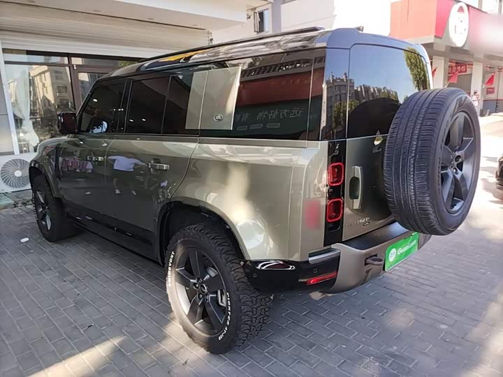 Land Rover Defender, 2022 — фото 5 из 9