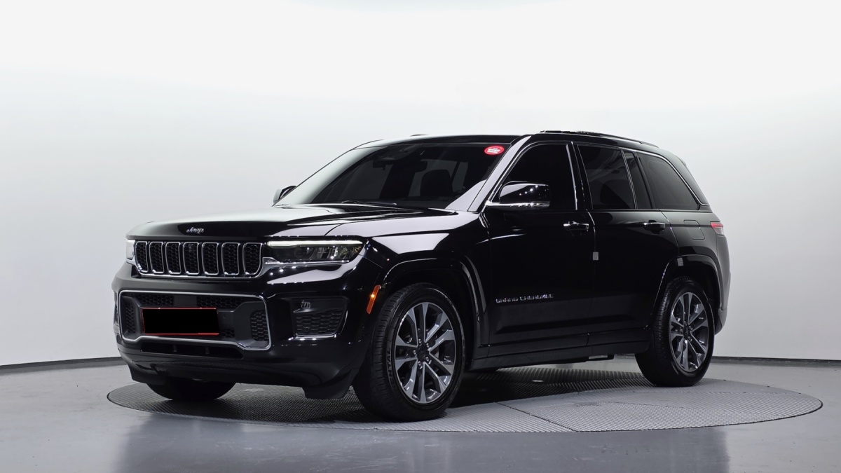 Jeep Cherokee, 2023 — купить в Москве под ключ