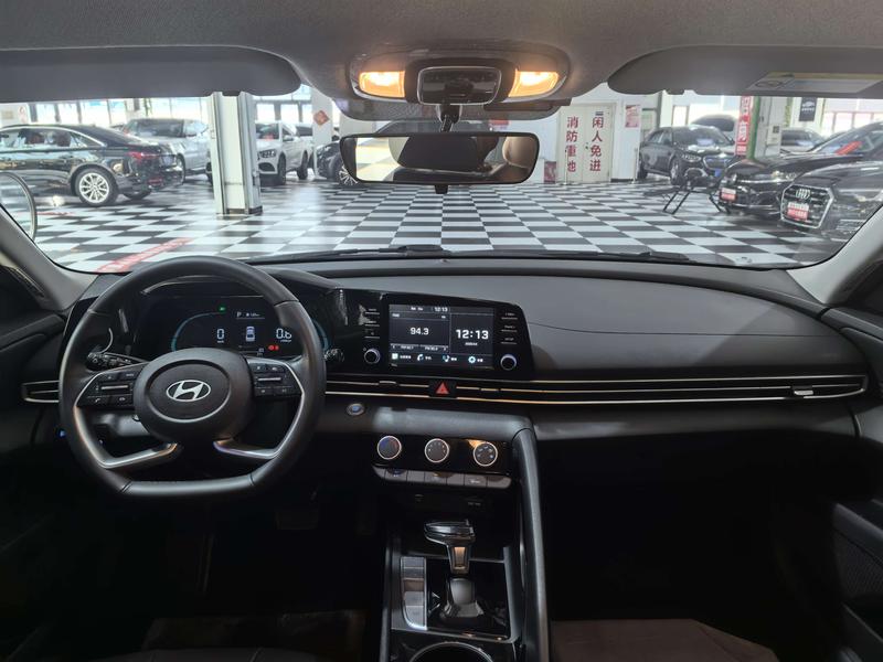Hyundai Elantra N line, 2023 — фото 8 из 12