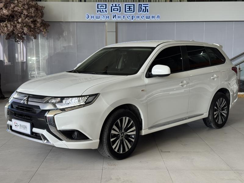 Mitsubishi Outlander, 2021 — купить в Рязани под ключ