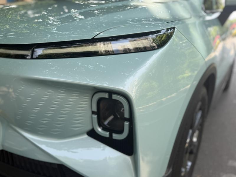 Geely Geometry E Firefly, 2023 — фото 5 из 12