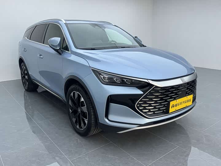 BYD Tang Hybrid/EV, 2024 — фото 3 из 9