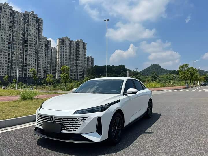 Changan Yida, 2023 — купить в Рязани под ключ