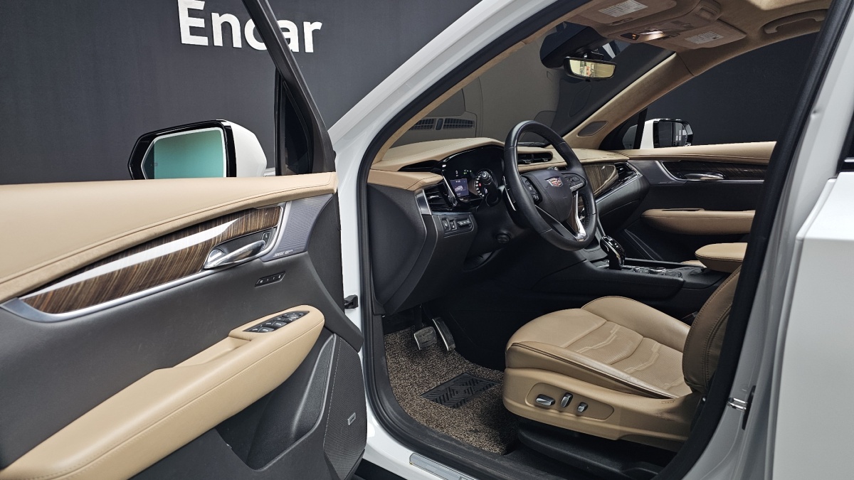 Cadillac XT6, 2023 — фото 9 из 12