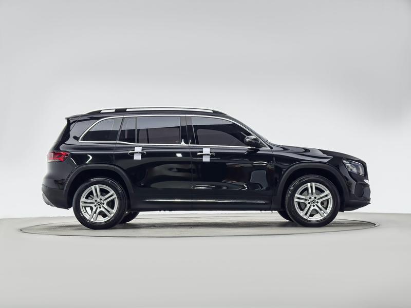 Mercedes-Benz GLB-Class, 2023 — фото 8 из 12