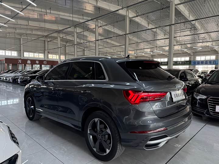 Audi Q3, 2022 — фото 7 из 9