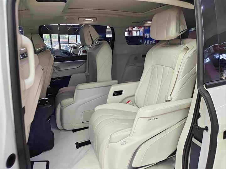 Buick GL8 Hybrid, 2024 — фото 9 из 9