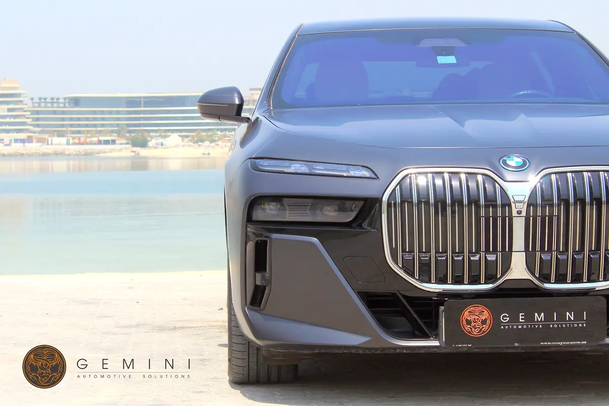 BMW i7, 2023 — фото 7 из 10