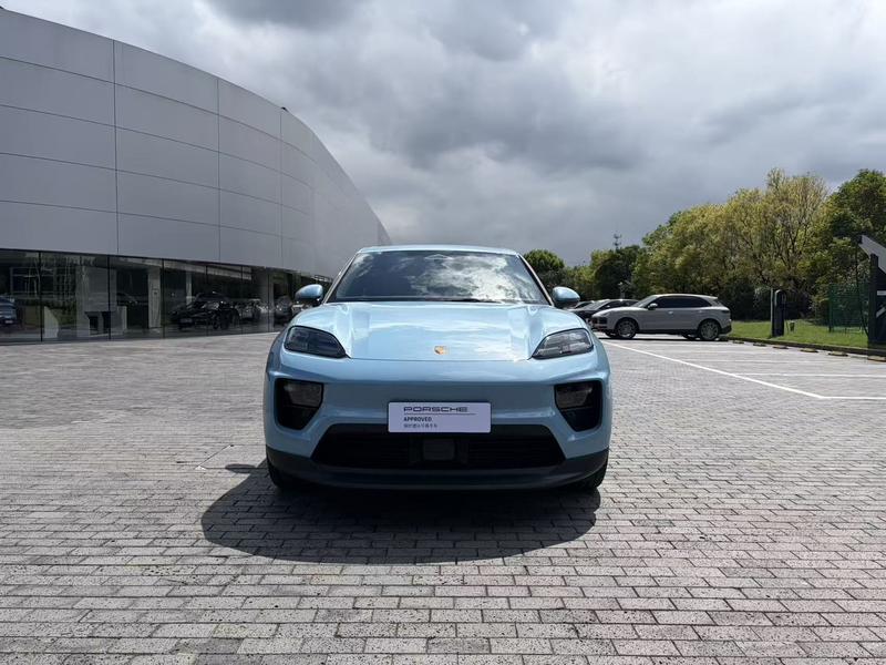 Porsche Macan EV, 2024 — фото 2 из 12