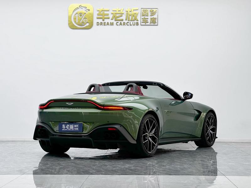Aston Martin V8 Vantage, 2022 — фото 6 из 12