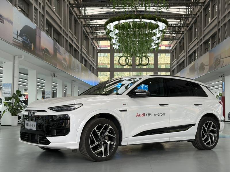 Audi Q6L e-tron, 2025 — купить в Чебоксарах под ключ