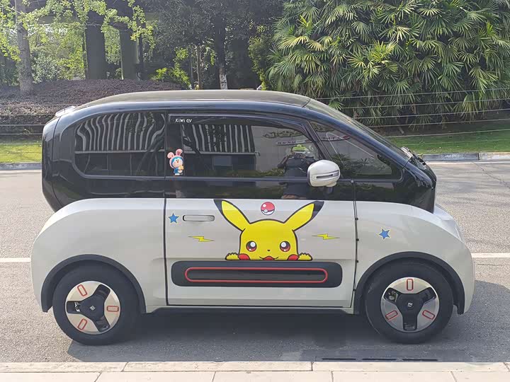 Baojun KiWi EV, 2022 — фото 4 из 9