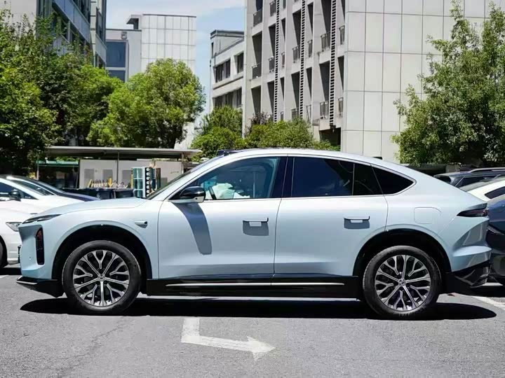 Nio EC6, 2025 — фото 3 из 9
