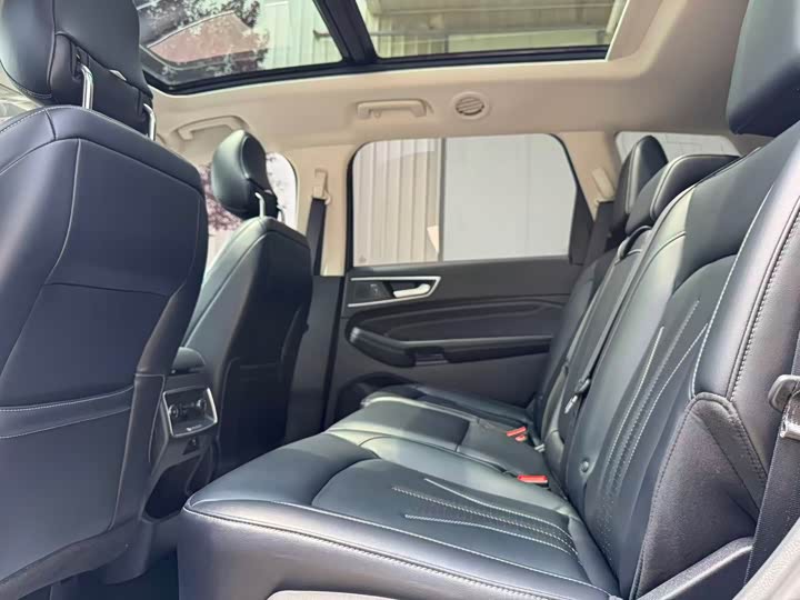 Ford Edge, 2021 — фото 7 из 9