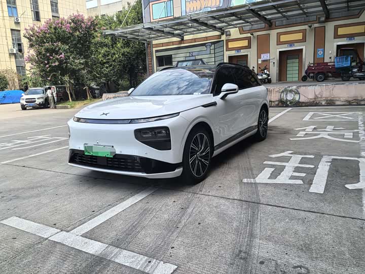 XPeng G9, 2025 — купить в Ульяновске под ключ