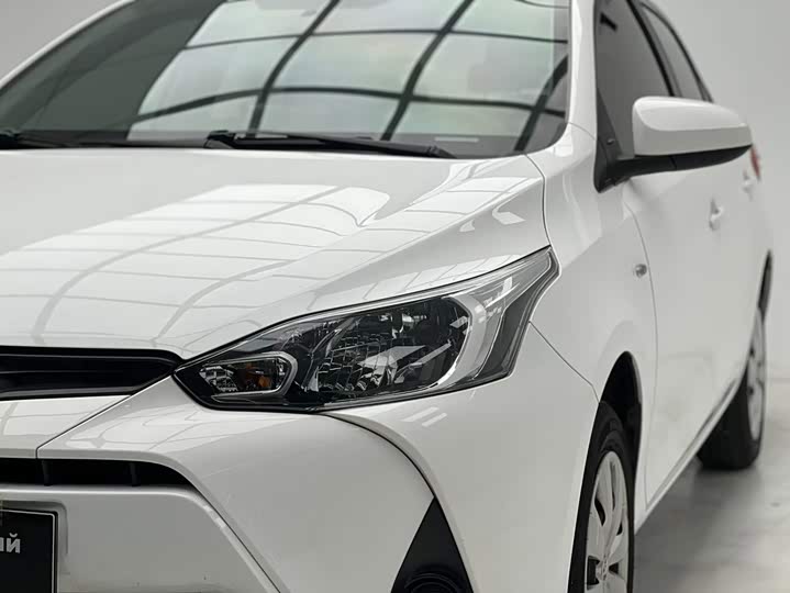 Toyota Yaris L, 2022 — фото 5 из 9