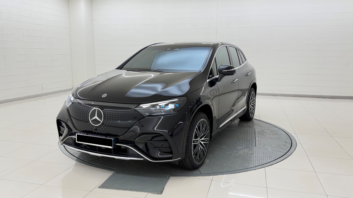 Mercedes-Benz EQE, 2026 — фото 2 из 12