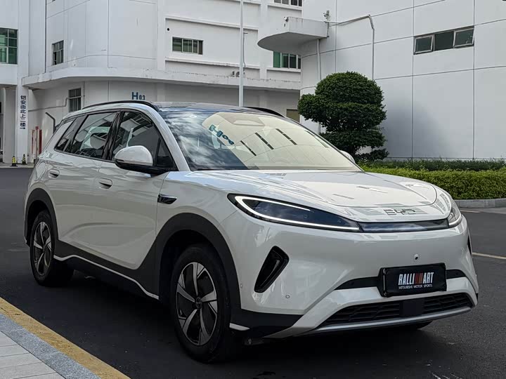 BYD Sea Lion 05 EV, 2025 — фото 7 из 9