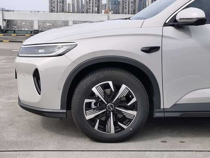 BYD Sea Lion 05 DM-i Hybrid, 2025 — фото 3 из 9